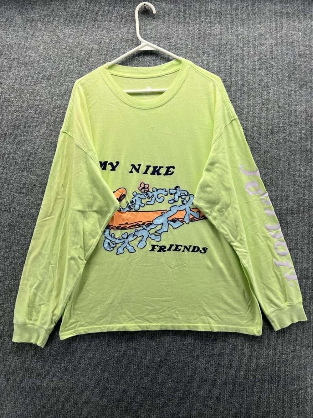 Nike Shirt Mens Large Green Long Sleeve My Nike Friends Graphic Tee Crewneck